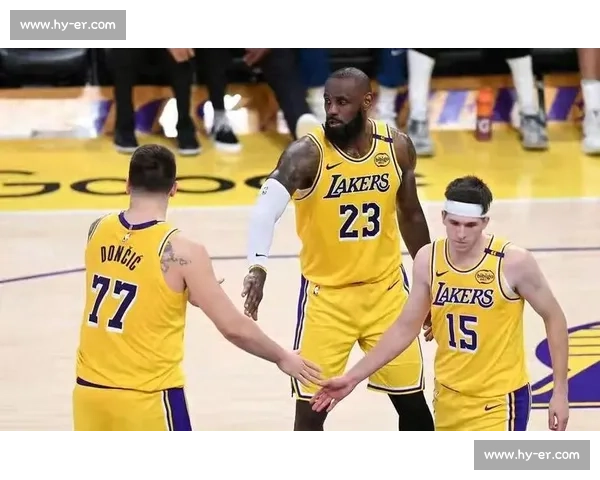 2016年骑士逆袭湖人精彩时刻回顾，历史性逆转成就辉煌之战